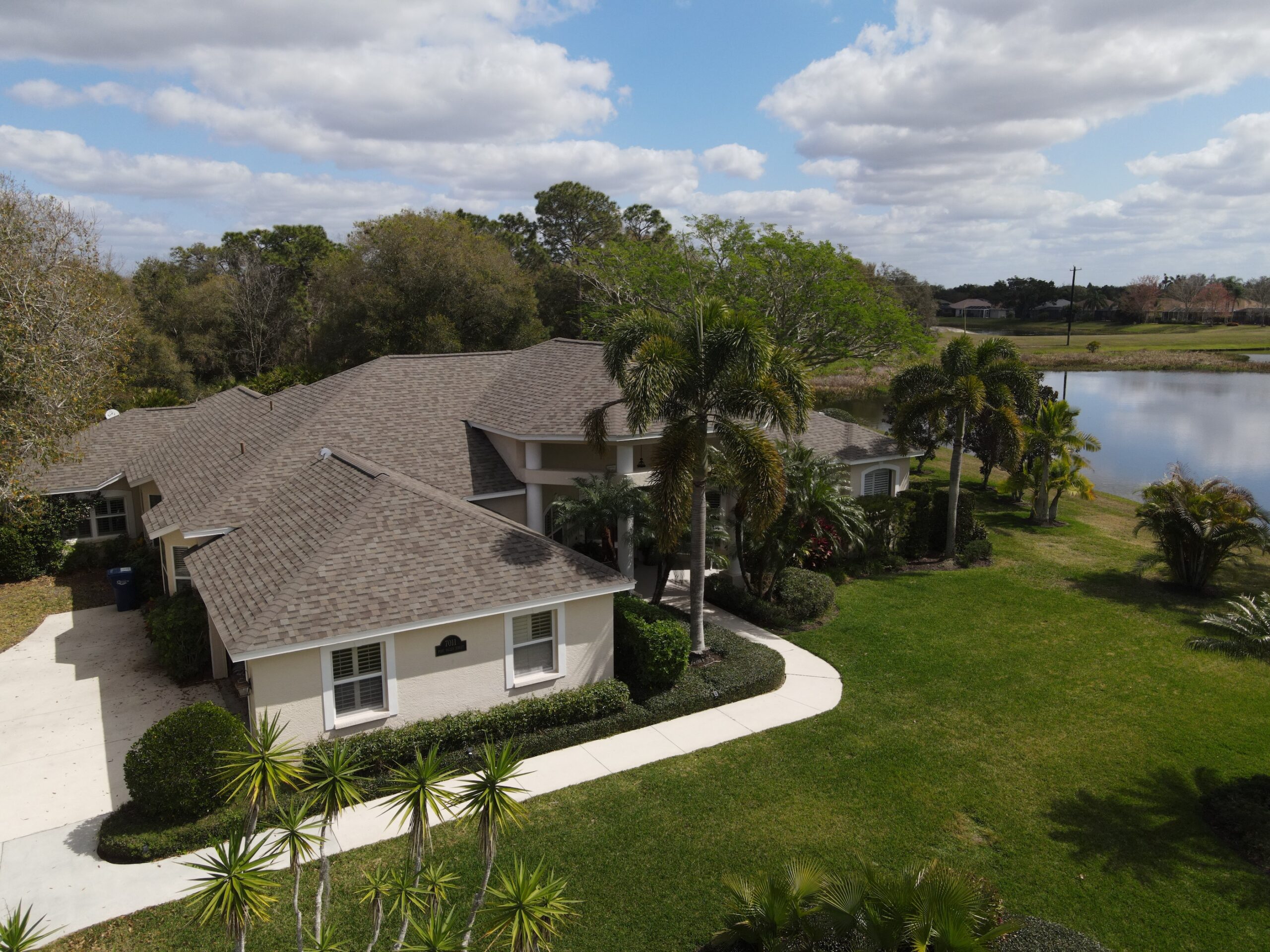 Roofing contractor Sarasota FL