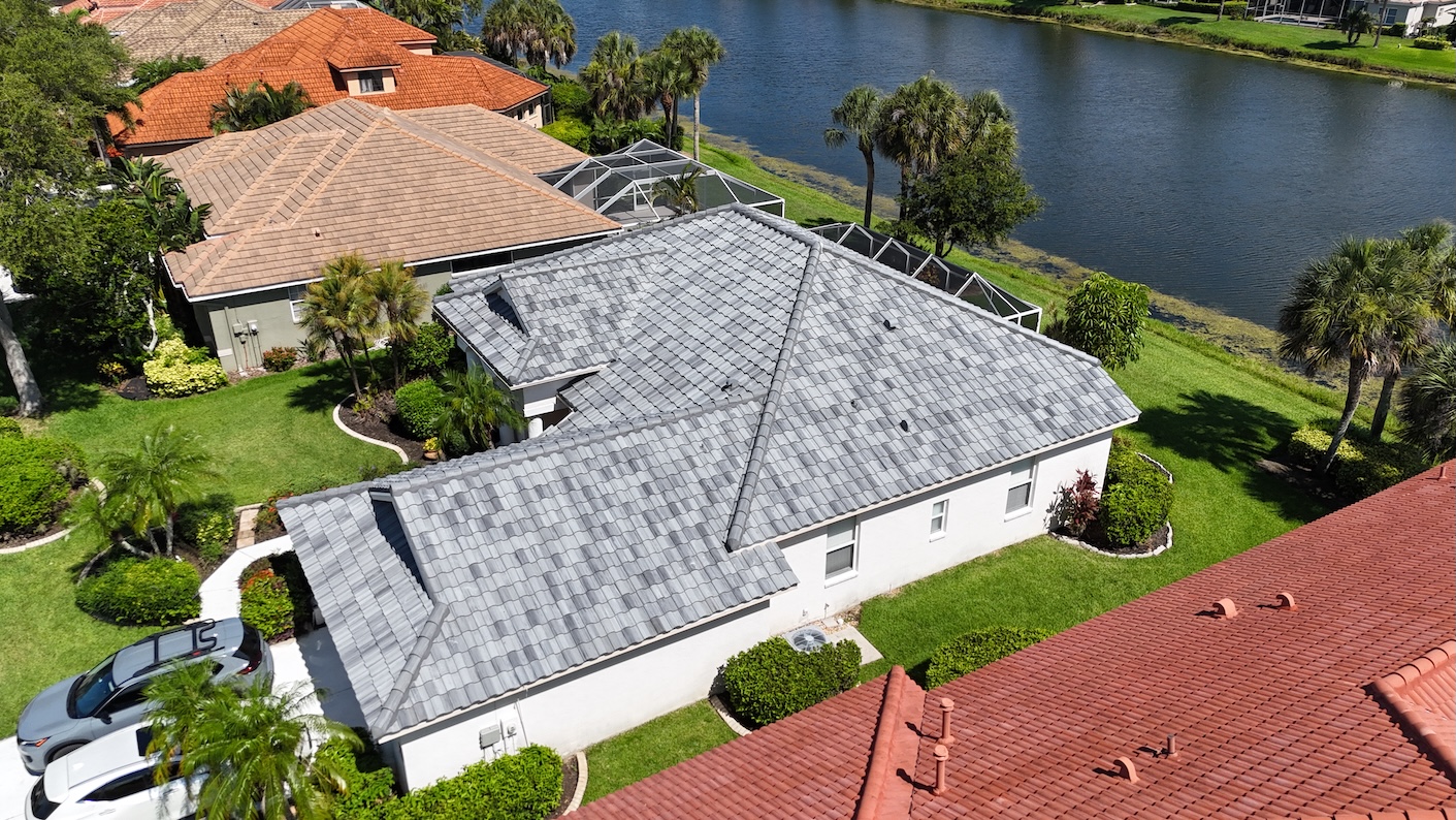 default Roofing contractor Sarasota FL